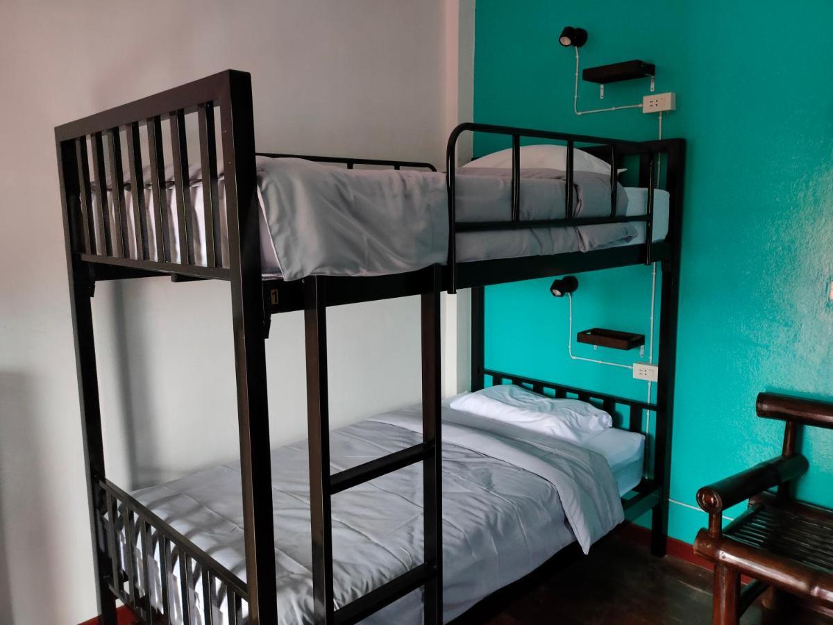 Blue Moon House - A Budget Hostel For Easy Travellers Chiang Mai Luaran gambar