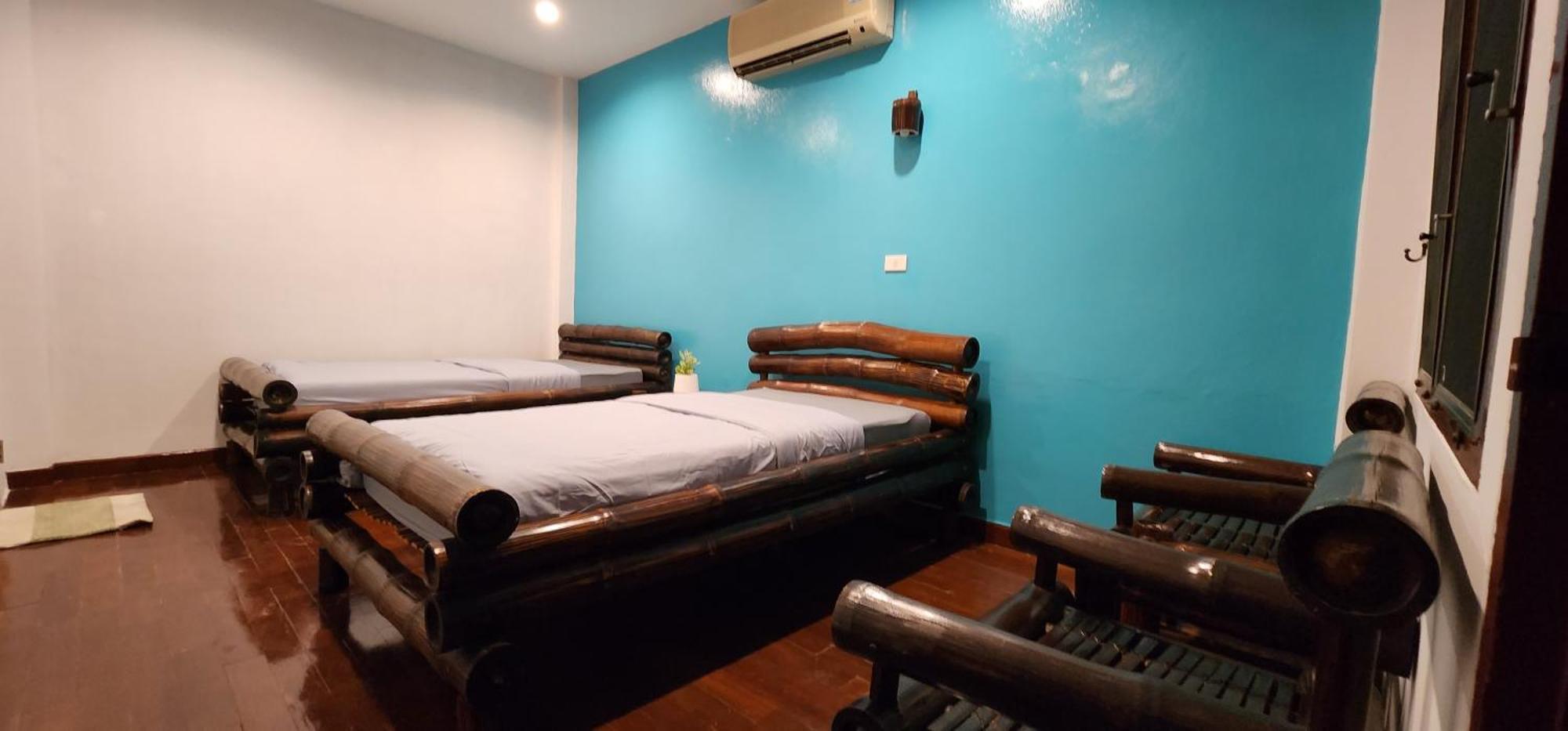 Blue Moon House - A Budget Hostel For Easy Travellers Chiang Mai Bilik gambar